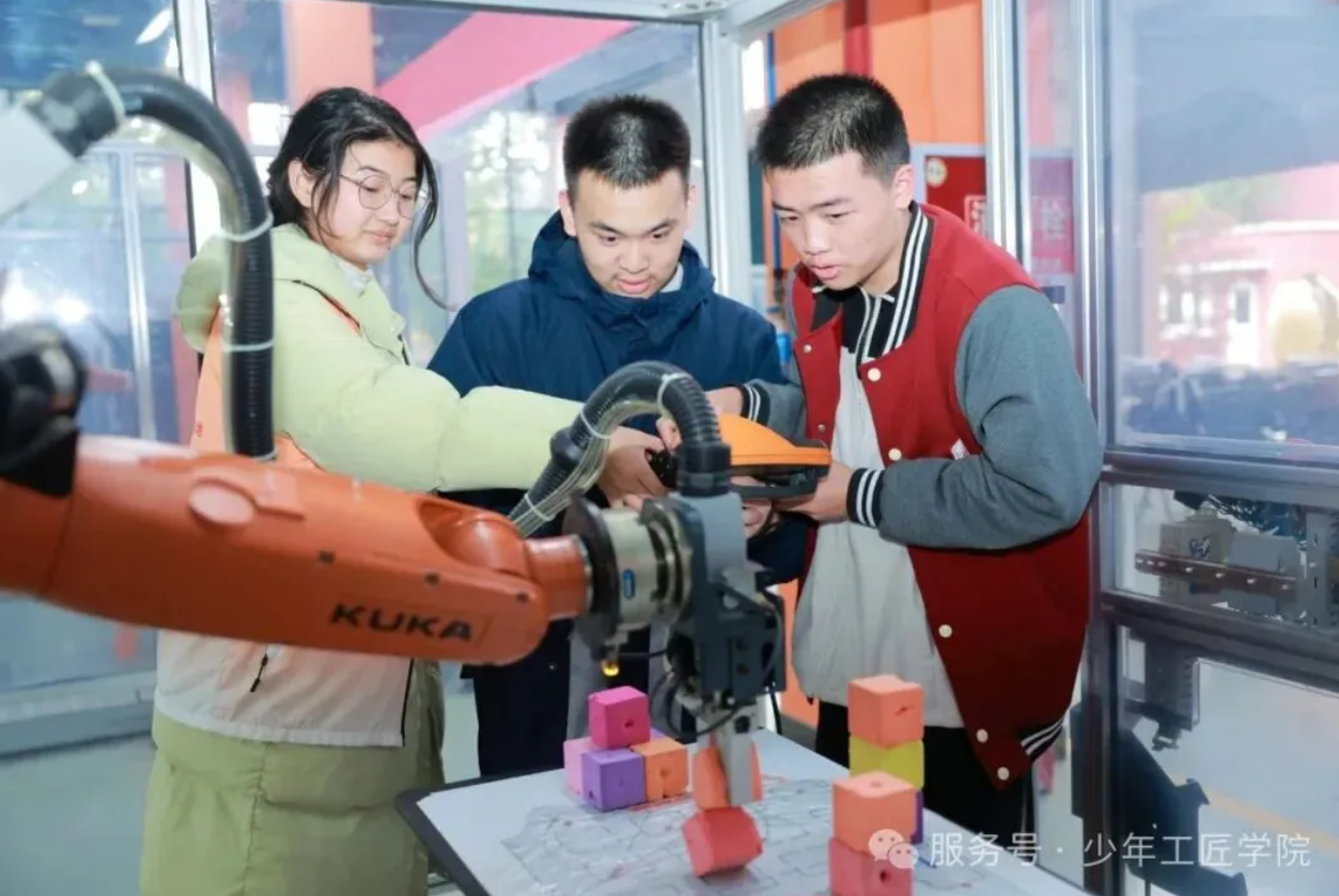 1764326270102006.png 微信图片_20251128183217.png